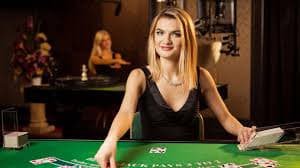 ak99 Slots Mobile App မြန်မာ ဂိမ်းသမားများ ကစားနေမှု